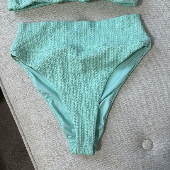 Beach Riot Ribbed bikini - Picture 3 of 4